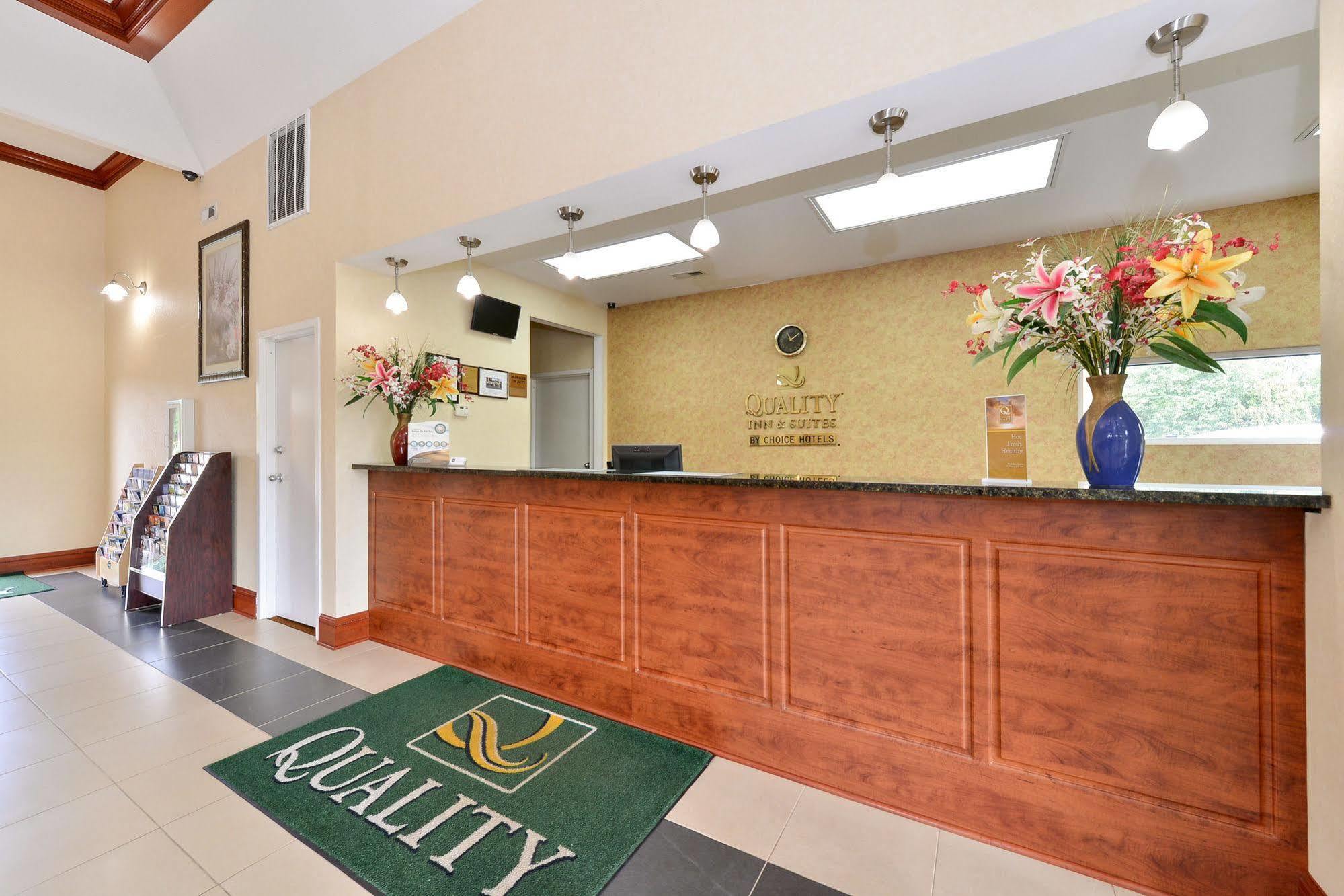 Quality Inn & Suites CartersvilleCartersville  Kültér fotó